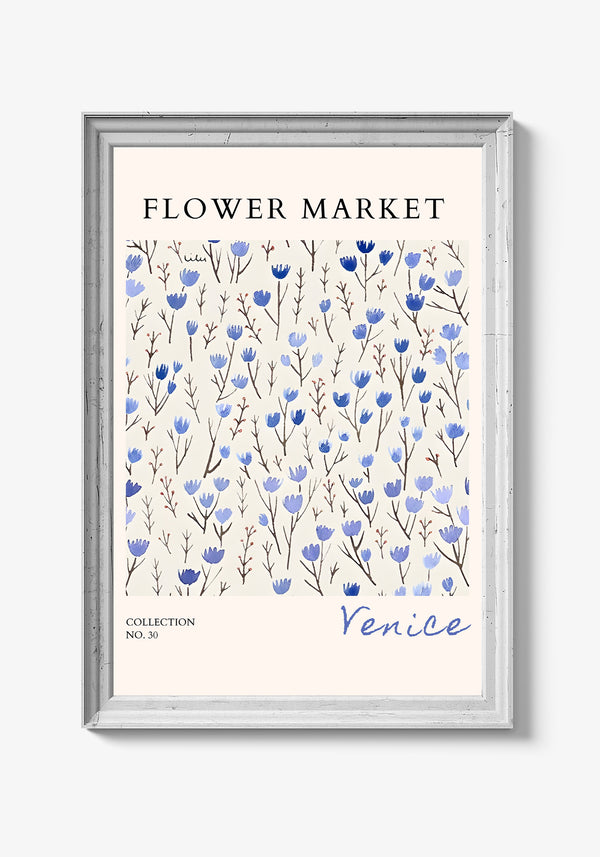 Blomstermotiv på naturplakat med græs og blade.